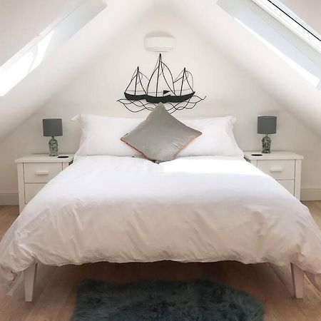 Seabeach Snug Deal Exterior photo